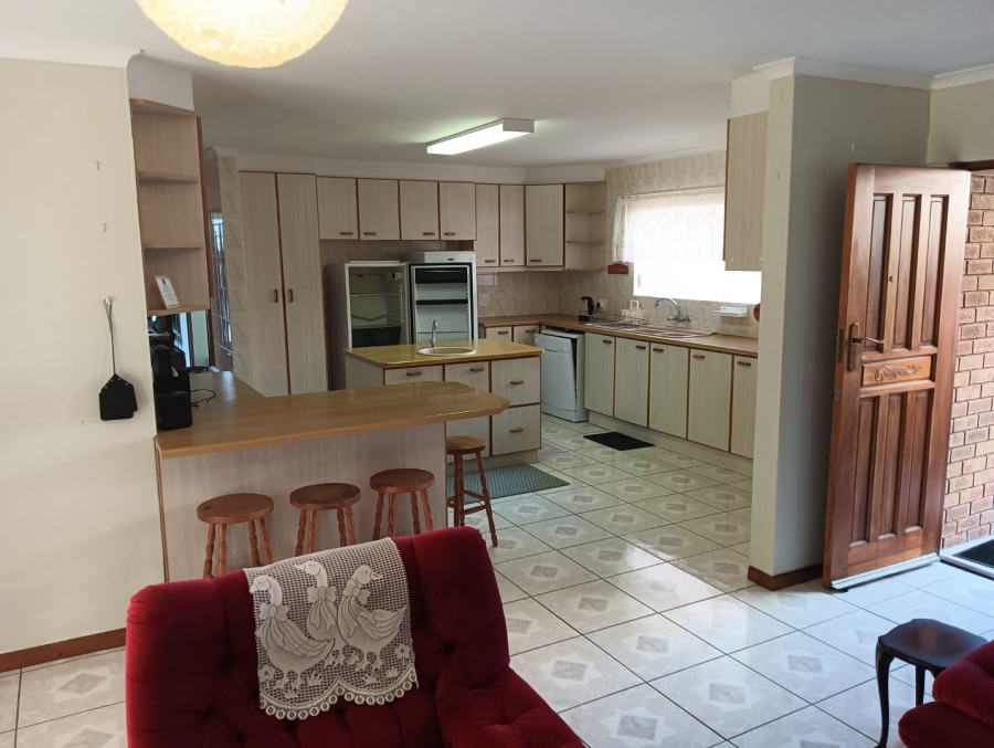 To Let 2 Bedroom Property for Rent in Hersham Western Cape